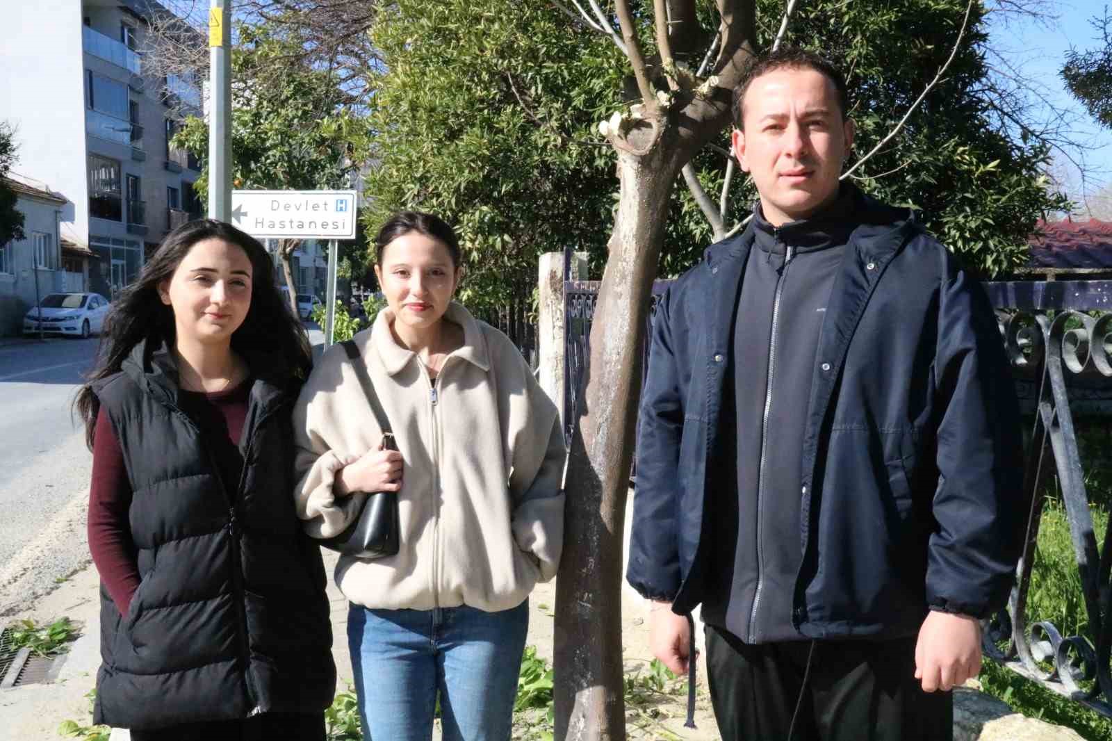 Başkan Ercan, gen&ccedil;lerin talebini yerine getirdi
