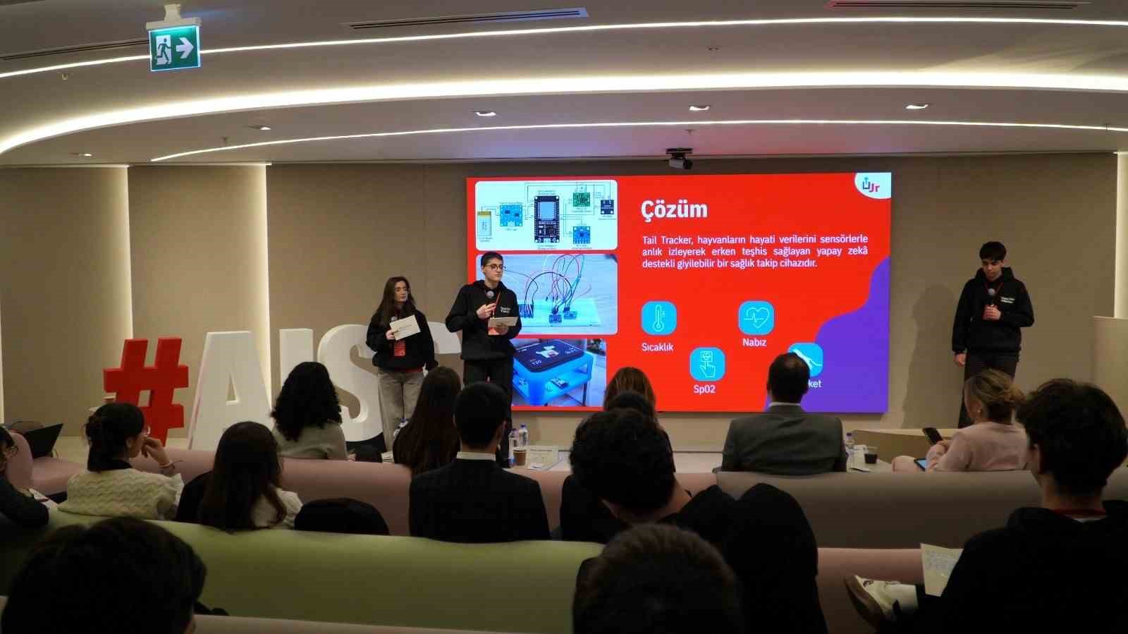 Diyarbakırlı &ouml;ğrencilerden yapay zekada T&uuml;rkiye &ccedil;apında başarı
