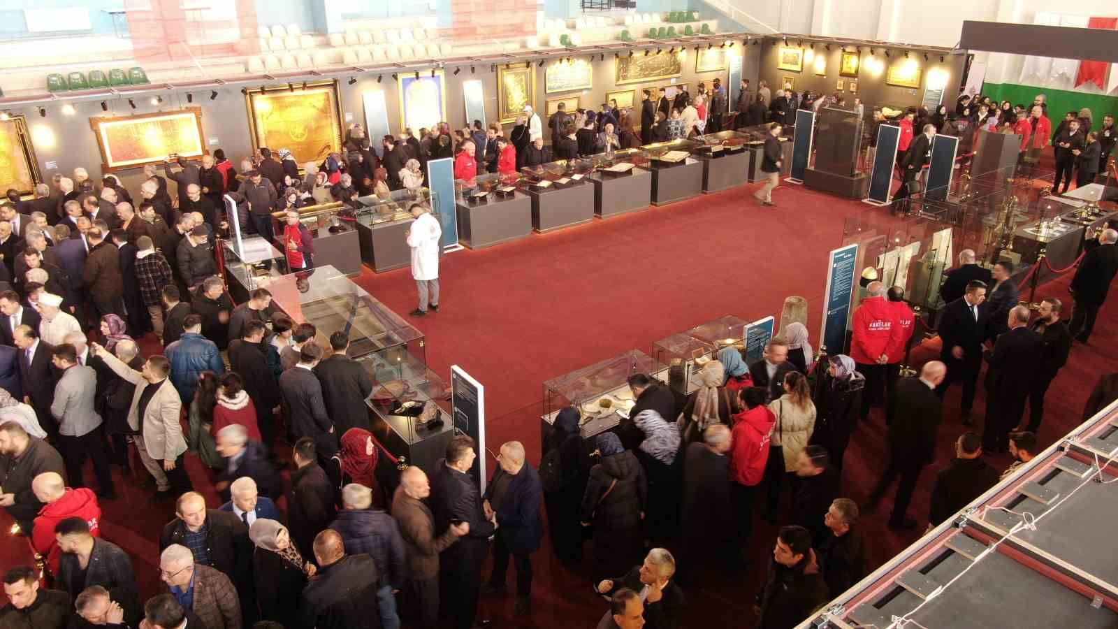 Kutsal emanetlere Kastamonu’da yoğun ilgi