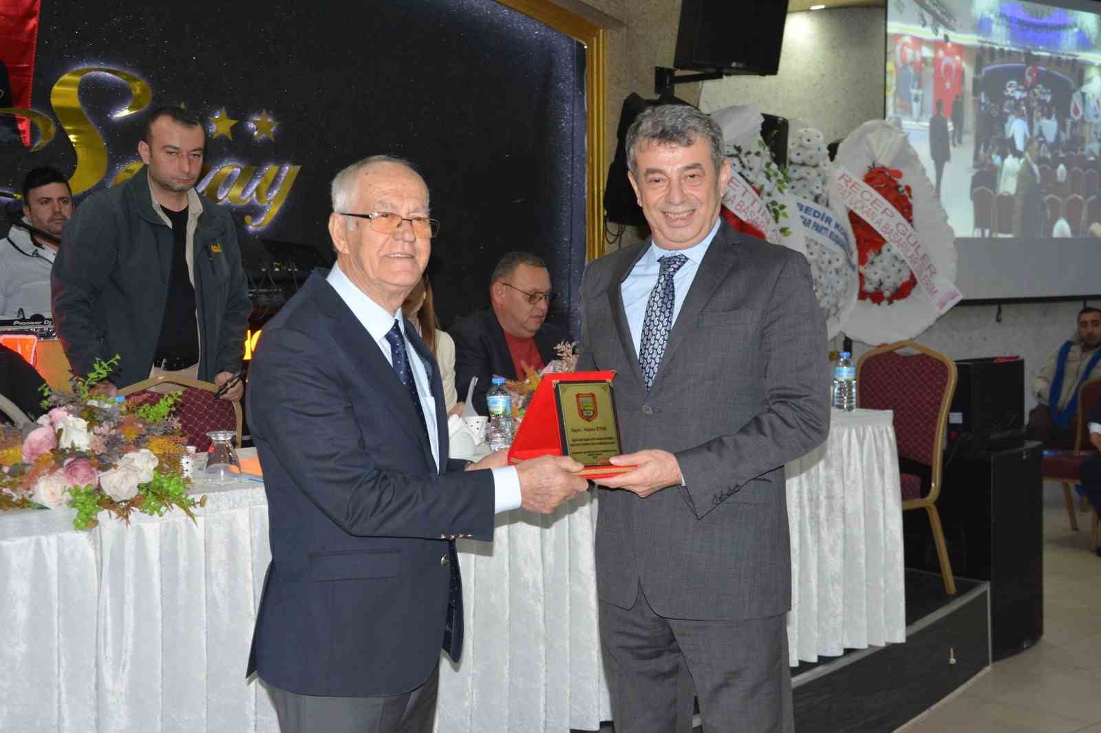 Başkan Künkcü: "Hüsnü başkanımıza sıkılan kurşun, birlik ve beraberliğimize sıkılmıştır"