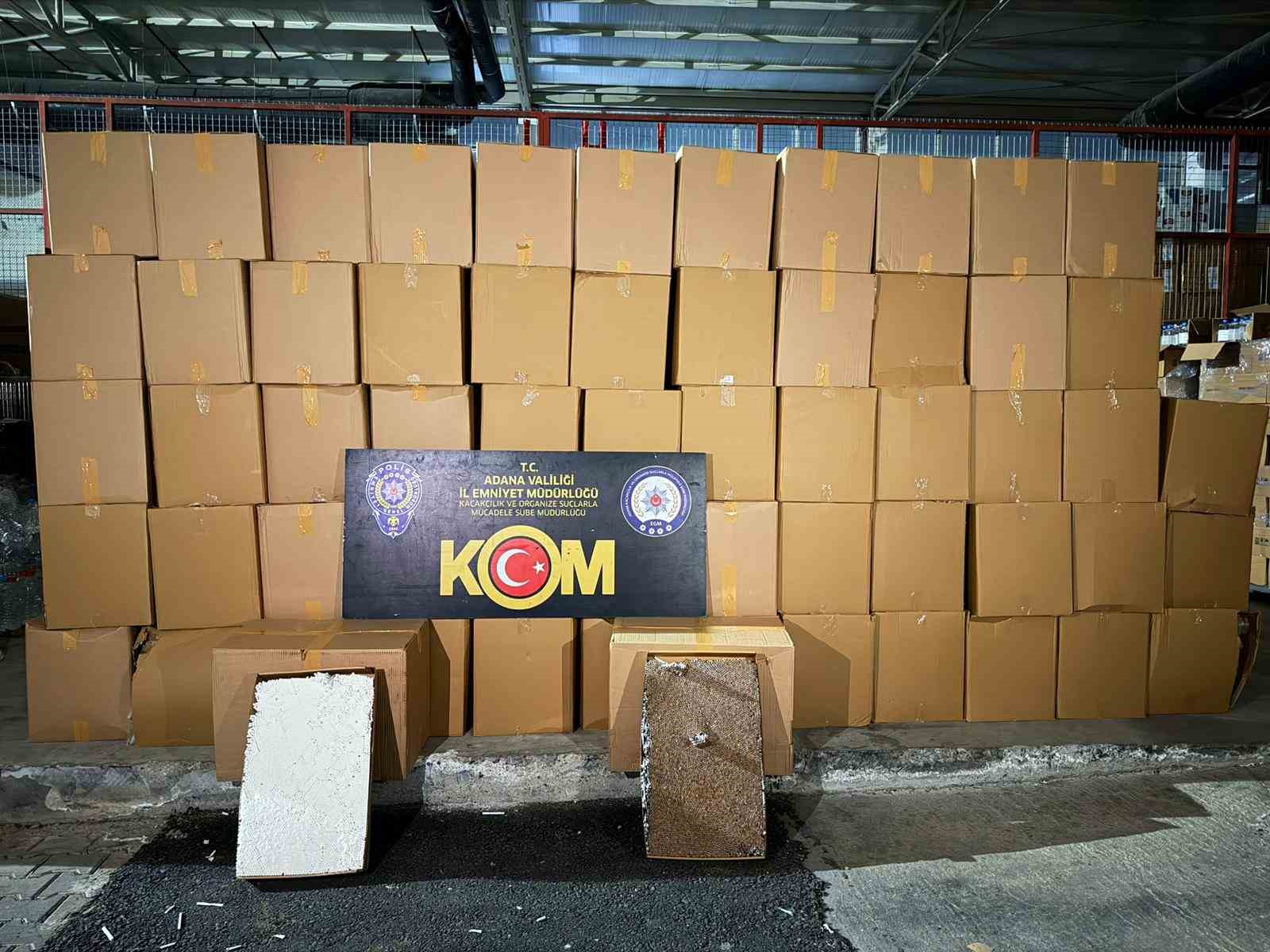 Adana&rsquo;da 23 milyon TL değerinde ka&ccedil;ak sigara ele ge&ccedil;irildi

