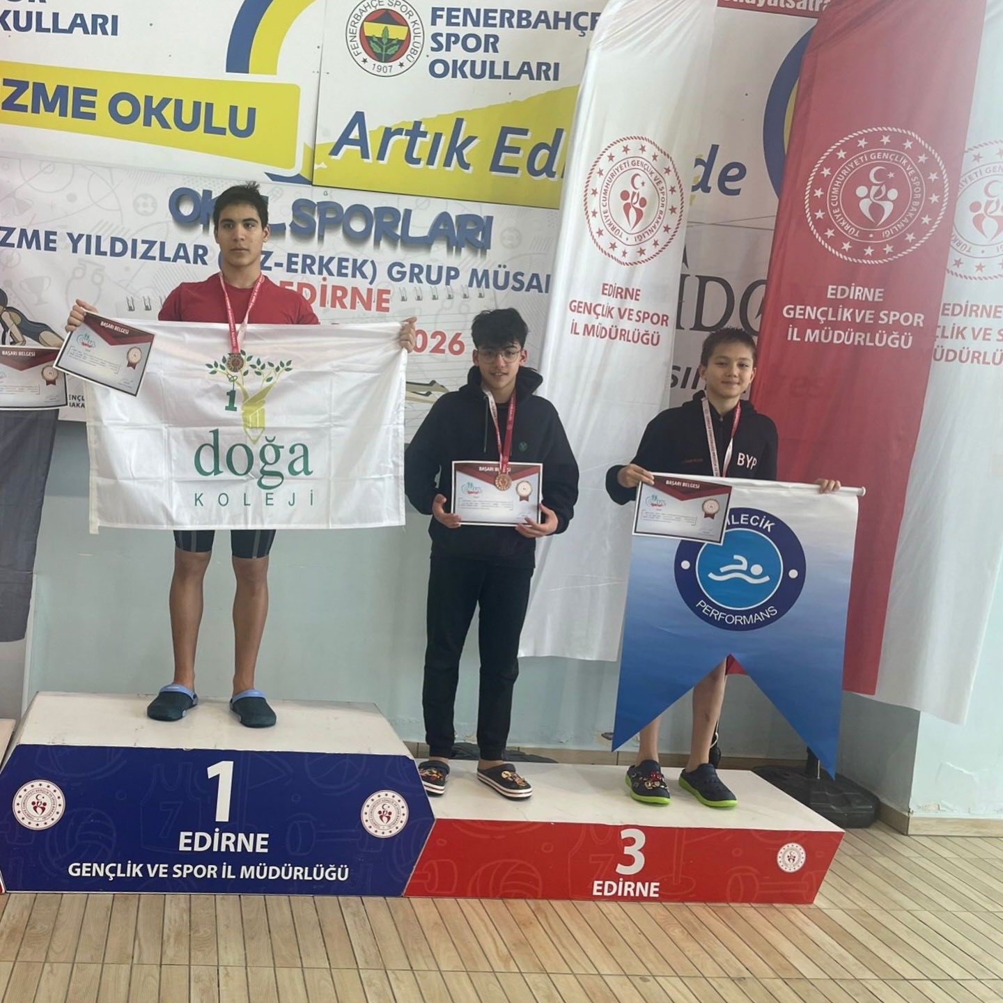 Bilecikli yüzücüden Edirne’de bronz madalya