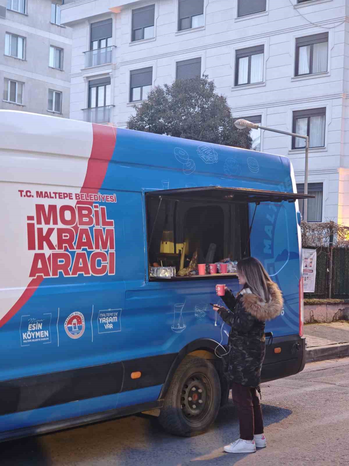 Dayanışma sofrası Maltepe&rsquo;de b&uuml;y&uuml;yor
