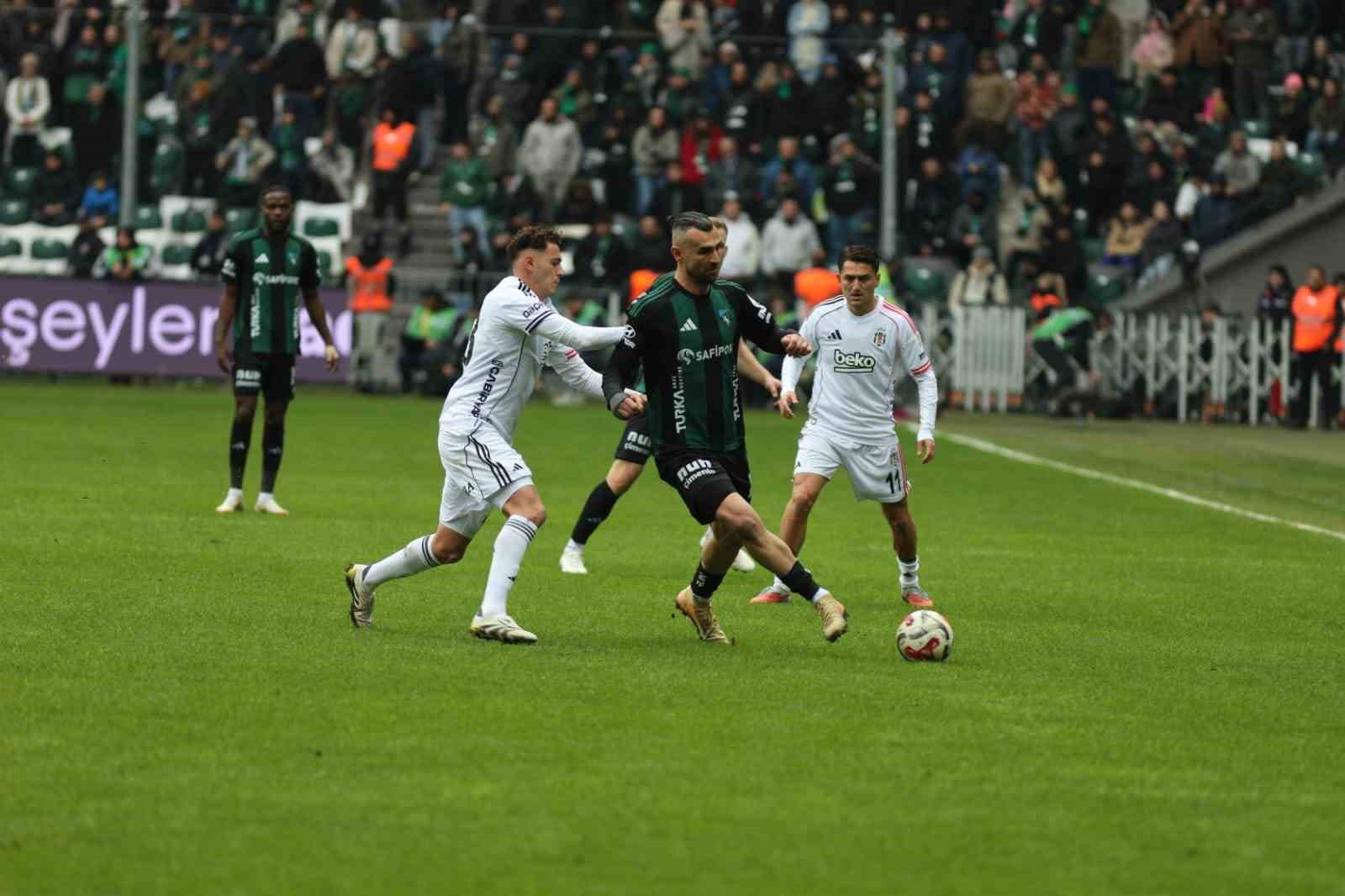 Kocaelispor ligde ikici yarıya daha iyi başladı