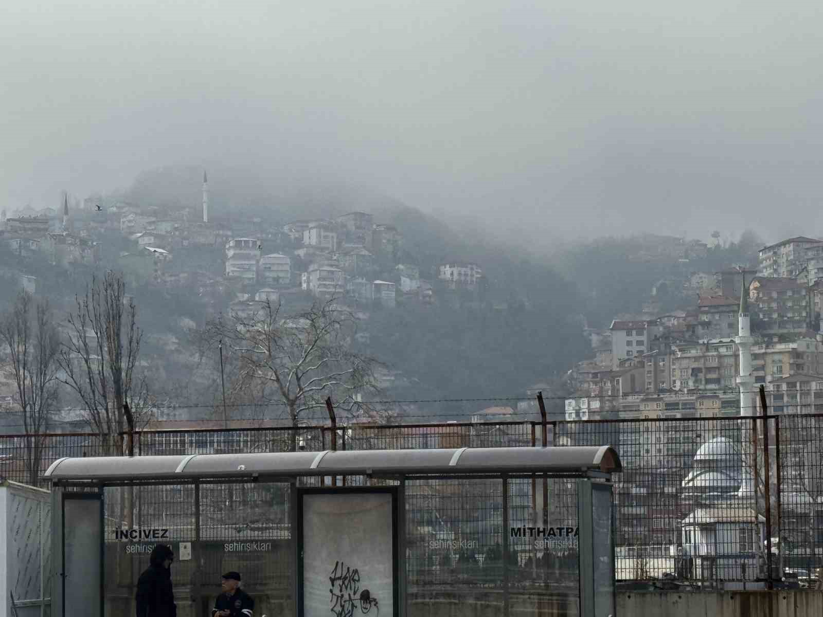 Zonguldak’ta sis etkili oldu