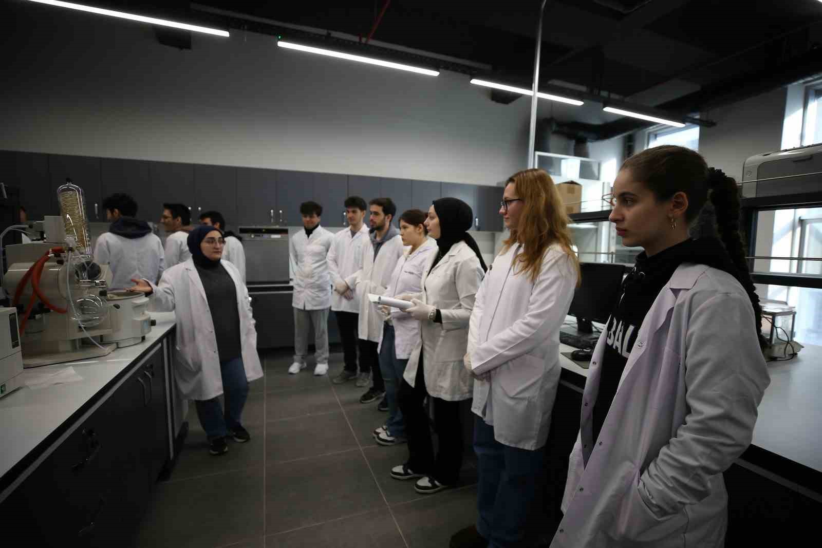 "Tercihten &Ouml;nce &Uuml;niversiteni Yaşa" projesi &ouml;zel okul başvuruları başladı
