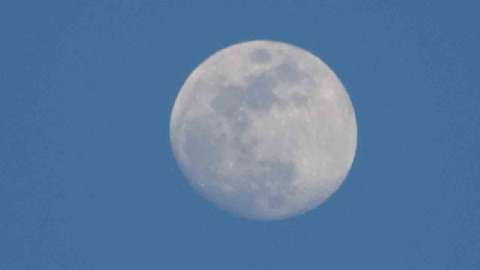 Van’da tarih ile dolunayın buluşması görsel şölen sundu