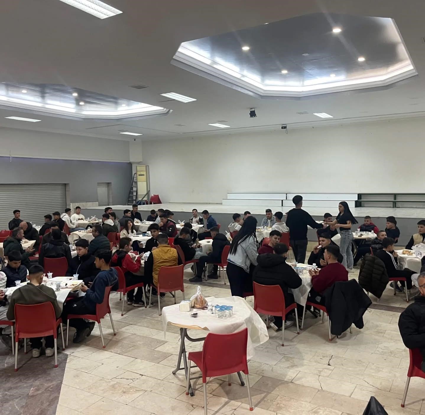 Sarıgöl Mesleki Eğitim Merkezi’nden birlik sofrası
