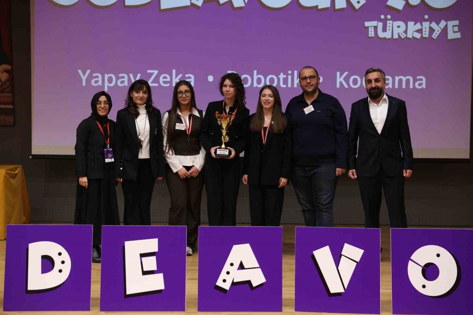 SANKO Okulları Codeavour 7.0 yarışmasında dünya finallerine gidiyor