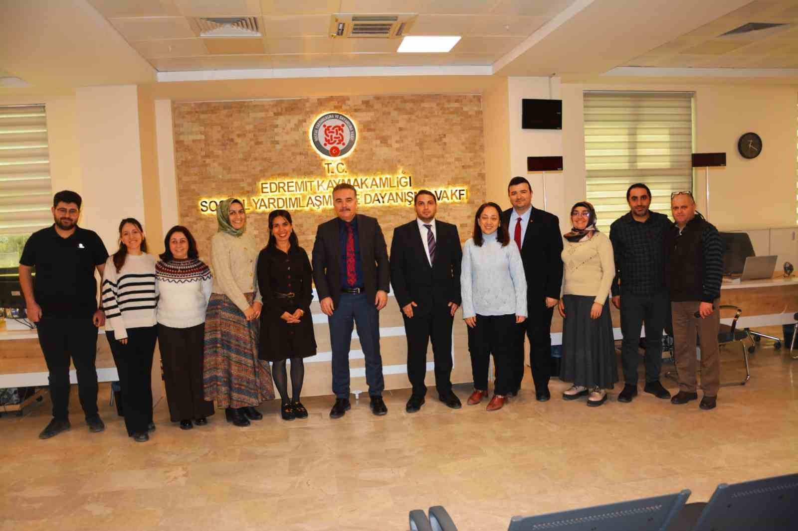 Edremit SYDV, hizmet kalitesinde Balıkesir birincisi oldu