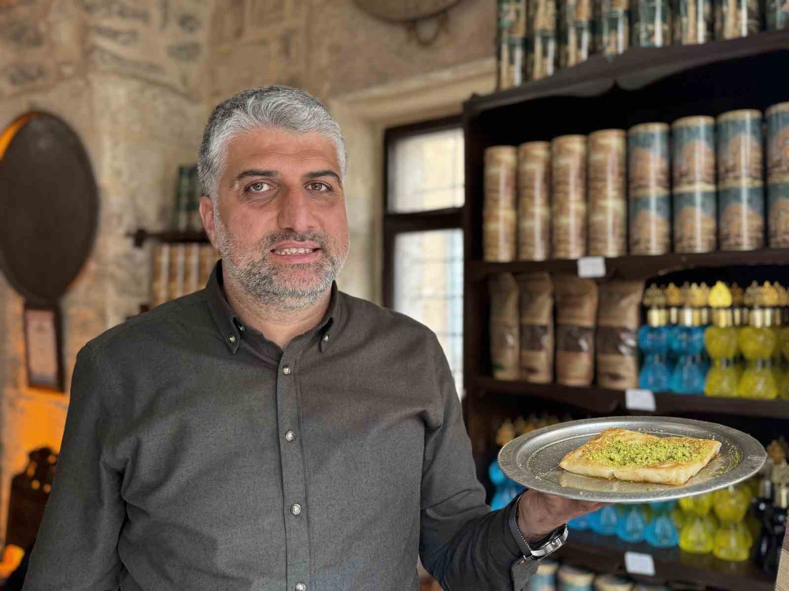 Mardin&rsquo;de kahiye tatlısı geleneği Ramazan&rsquo;da da yaşatılıyor
