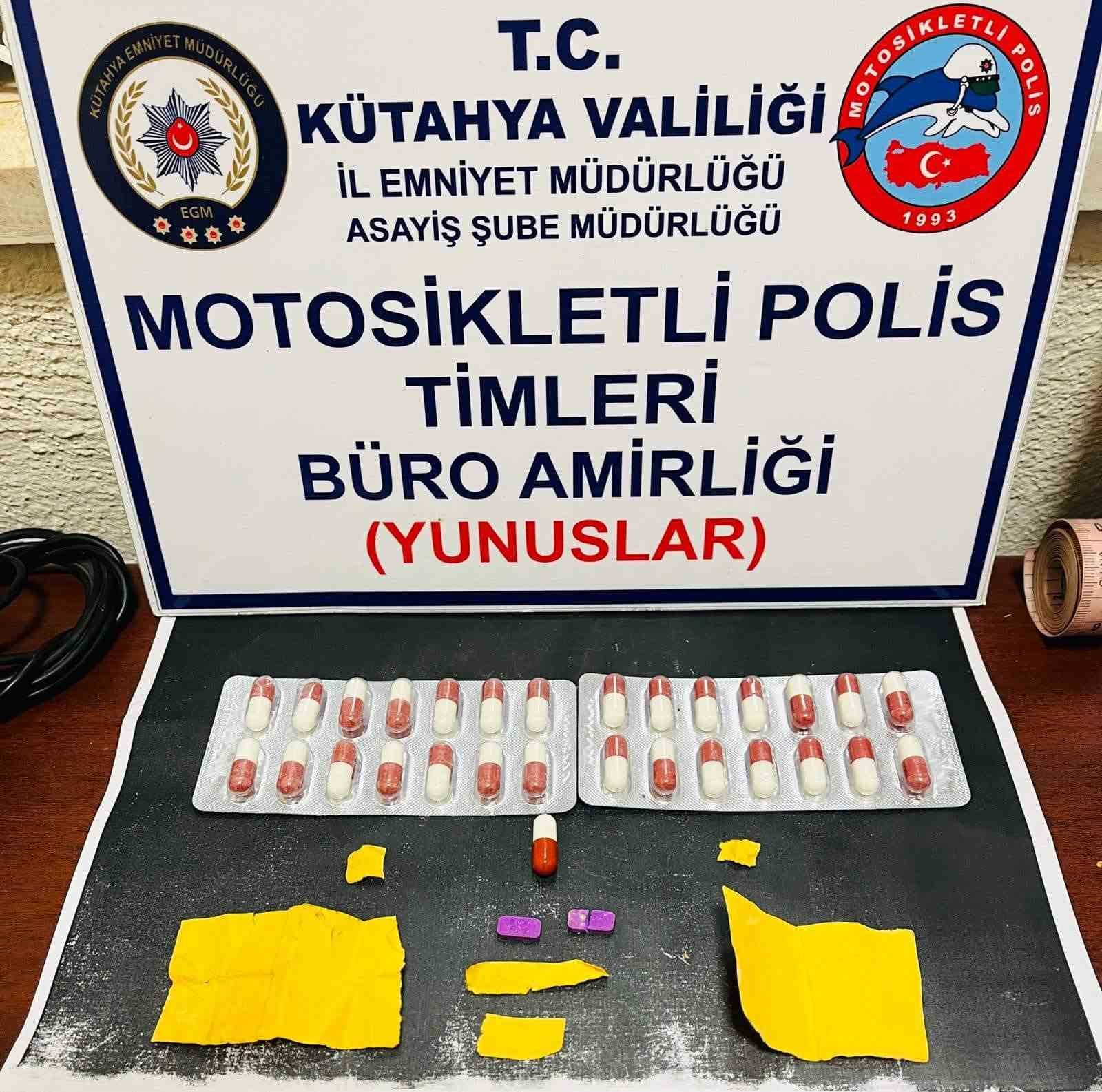 K&uuml;tahya&rsquo;da uyuşturucu ile m&uuml;cadele &ccedil;alışmaları
