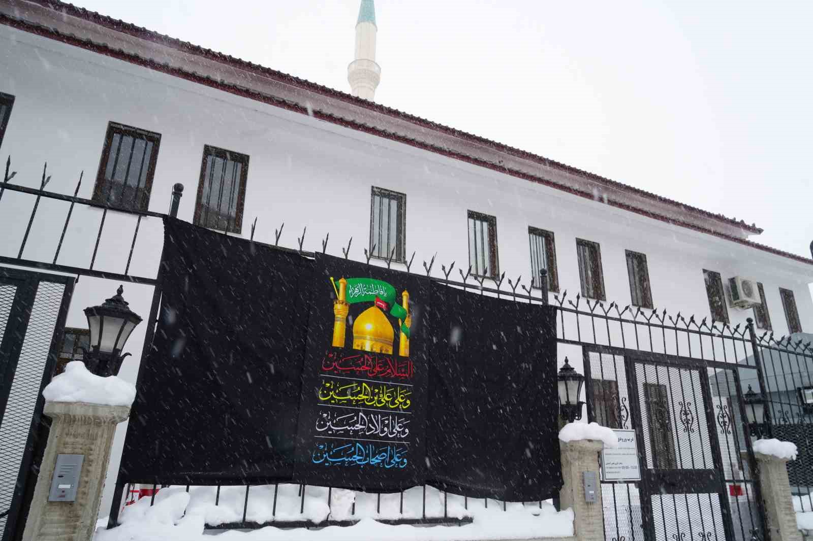 İran’ın Erzurum Başkonsolosuğu’nda taziye defteri açıldı