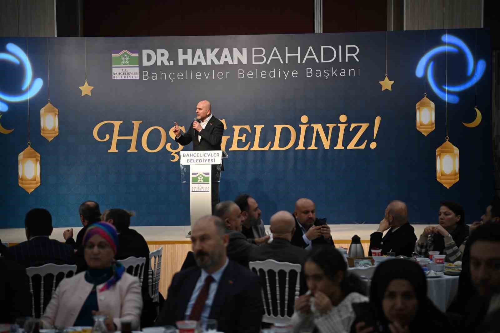 Bah&ccedil;elievler&rsquo;de STK&rsquo;lar iftar sofrasında buluştu
