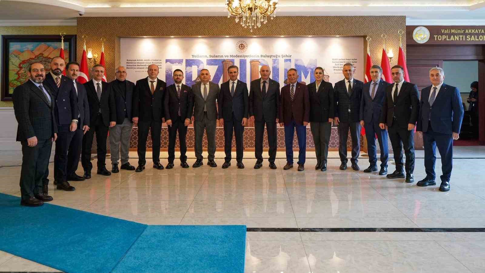 ETSO Başkanı Saim Özakalın ile ETSO yönetiminden Vali Aydın Baruş’a hayırlı olsun ziyareti