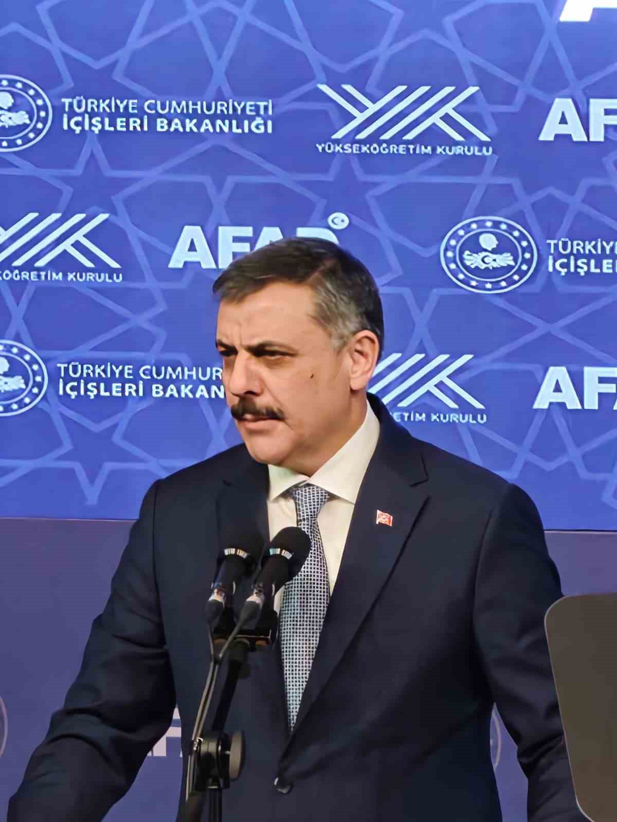 Bakan &Ccedil;ift&ccedil;i: "Devletimizin kurumlarının kapasitelerini afetlere karşı ortak bir kararlılıkta buluşturuyoruz"
