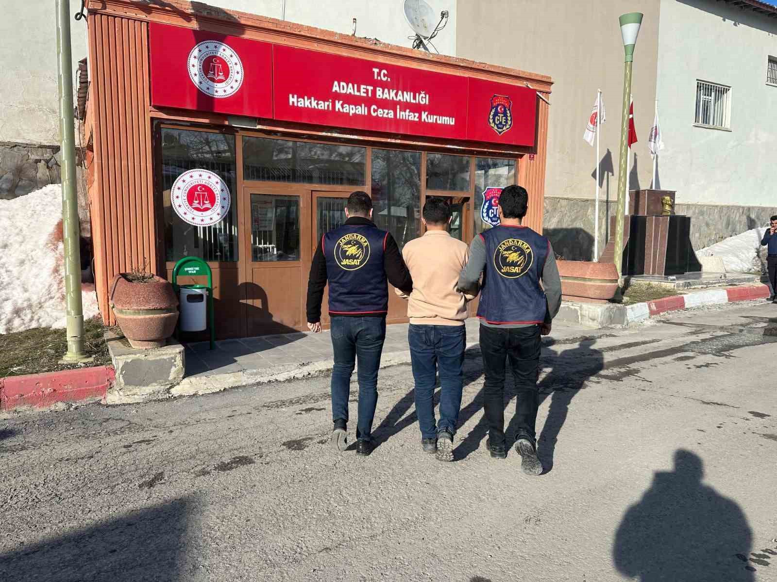 Hakkari’de kesinleşmiş hapis cezası bulunan 7 şahıs yakalandı