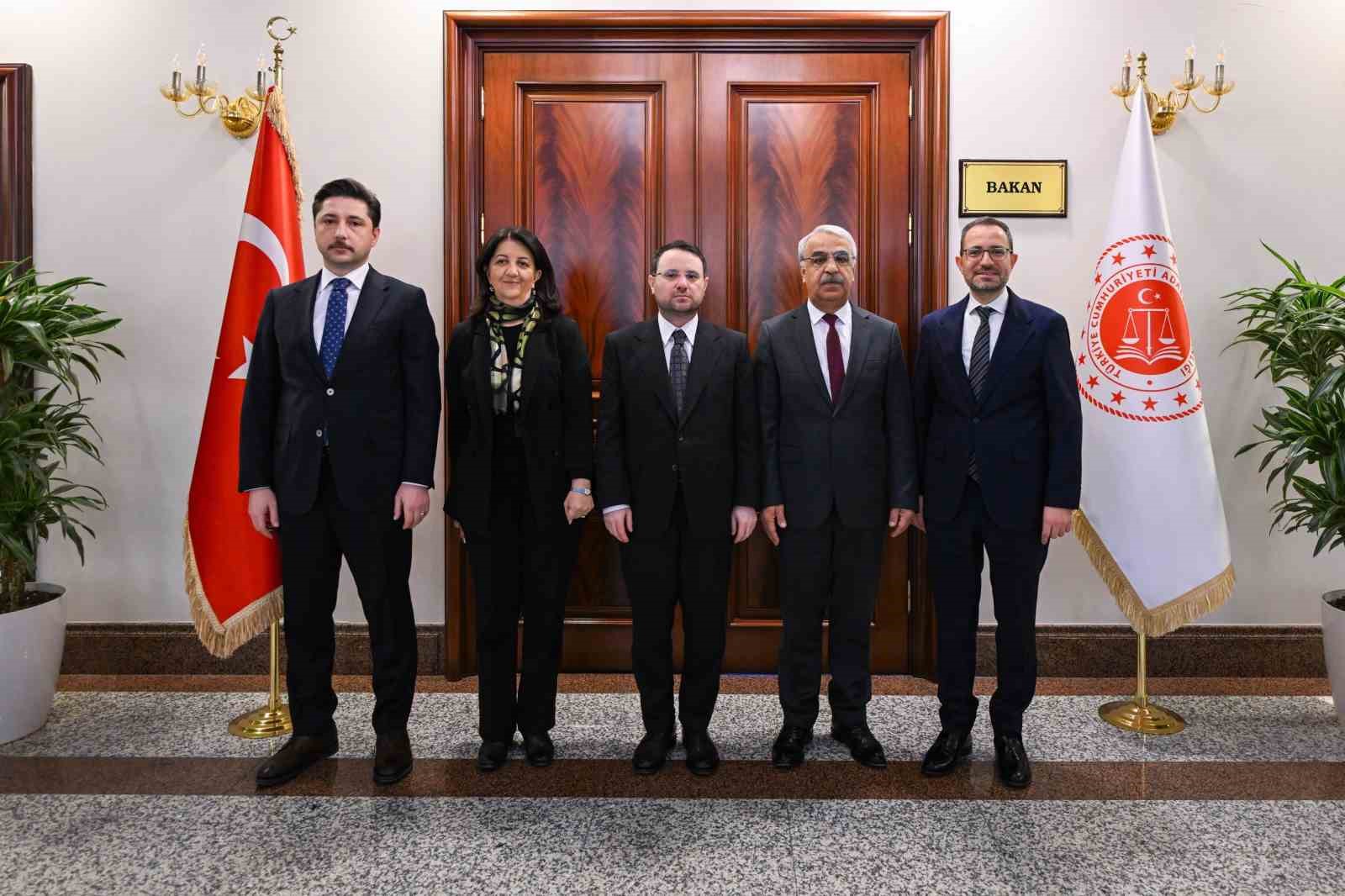 Bakan Gürlek: "‘Terörsüz Türkiye’ sürecine ilişkin çalışmaları ele aldık"