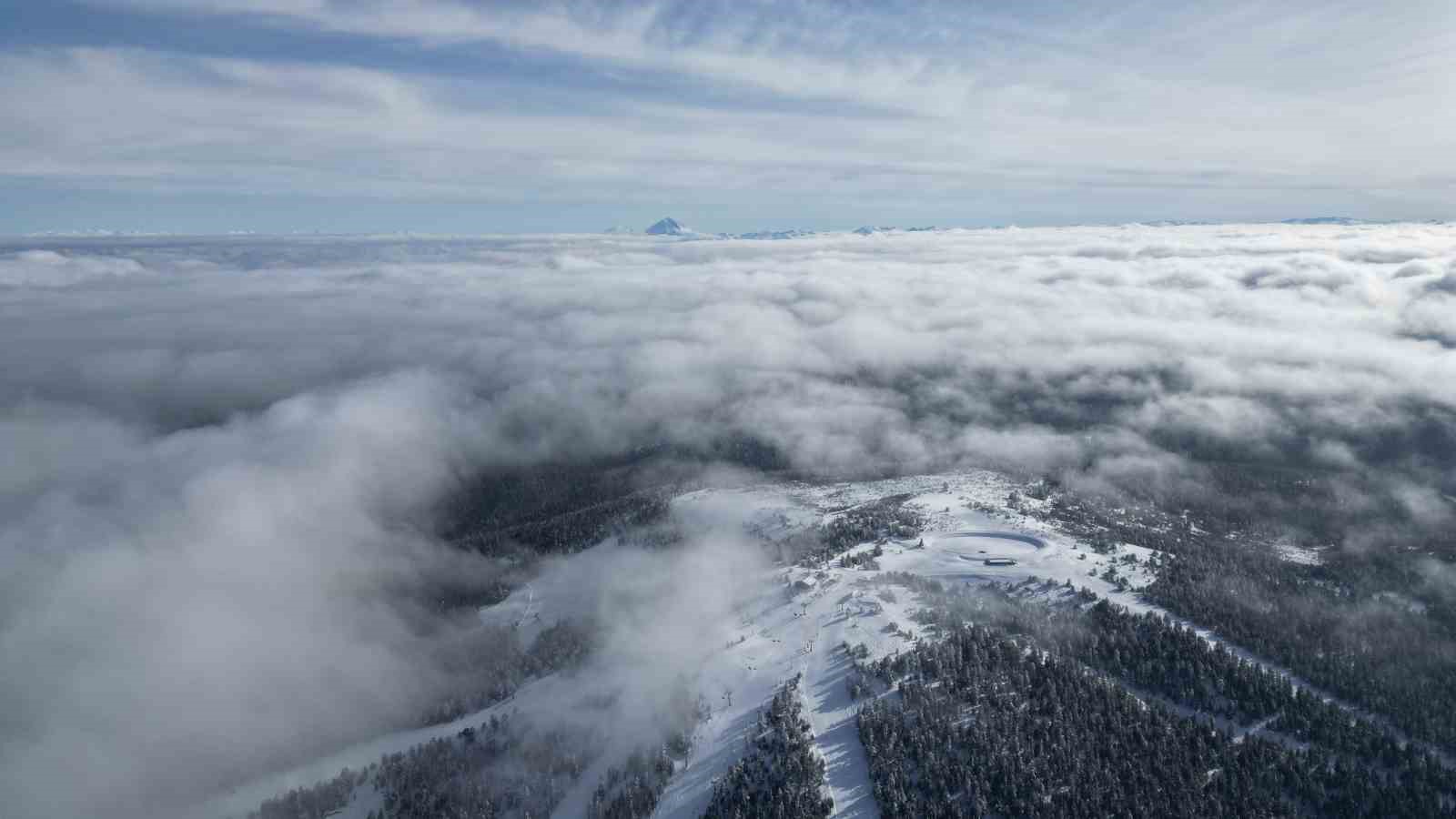 Kars’ta kayak sezonu Nisan’a uzadı