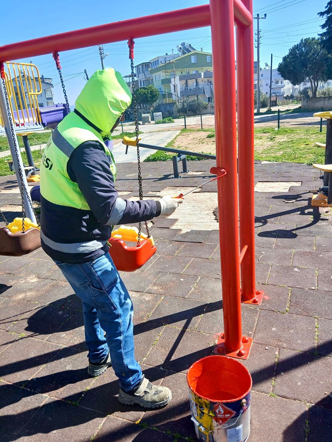 Didim’de parklar çocuklar için yenilendi