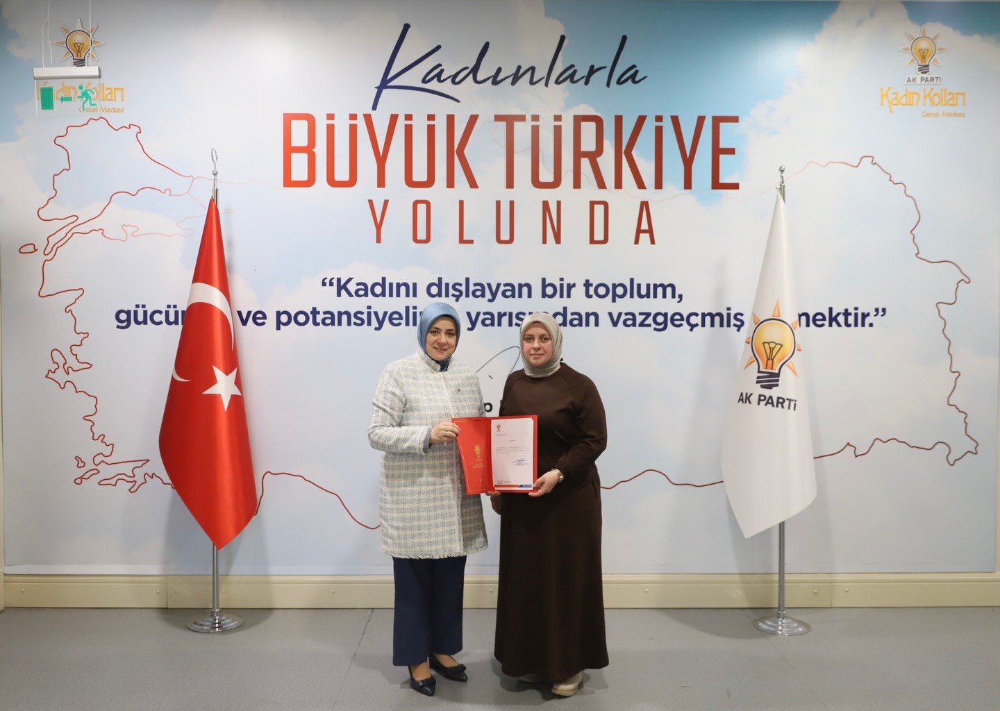 AK Parti Bilecik’te Kadın Kollarına yeni atamalar yapıldı