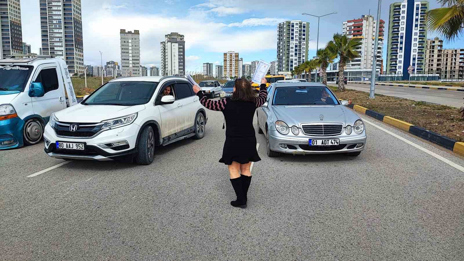 Yolu silahla a&ccedil;tıran gen&ccedil; tutuklandı: Arazi sahibi "Şikayet&ccedil;i değilim, değmezdi" dedi
