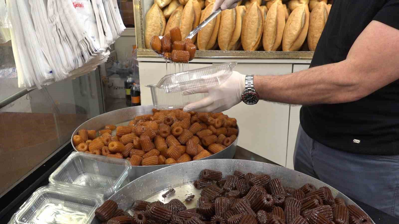 Rize&rsquo;de askıda ekmek, pidenin ardından askıda tulumba kampanyası başladı
