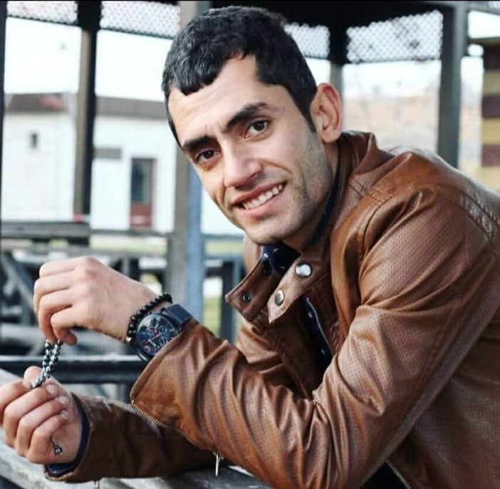 Gaziantep&rsquo;teki cinayet anı kameraya yansıdı: Ara&ccedil;la yanaşarak ateş etti
