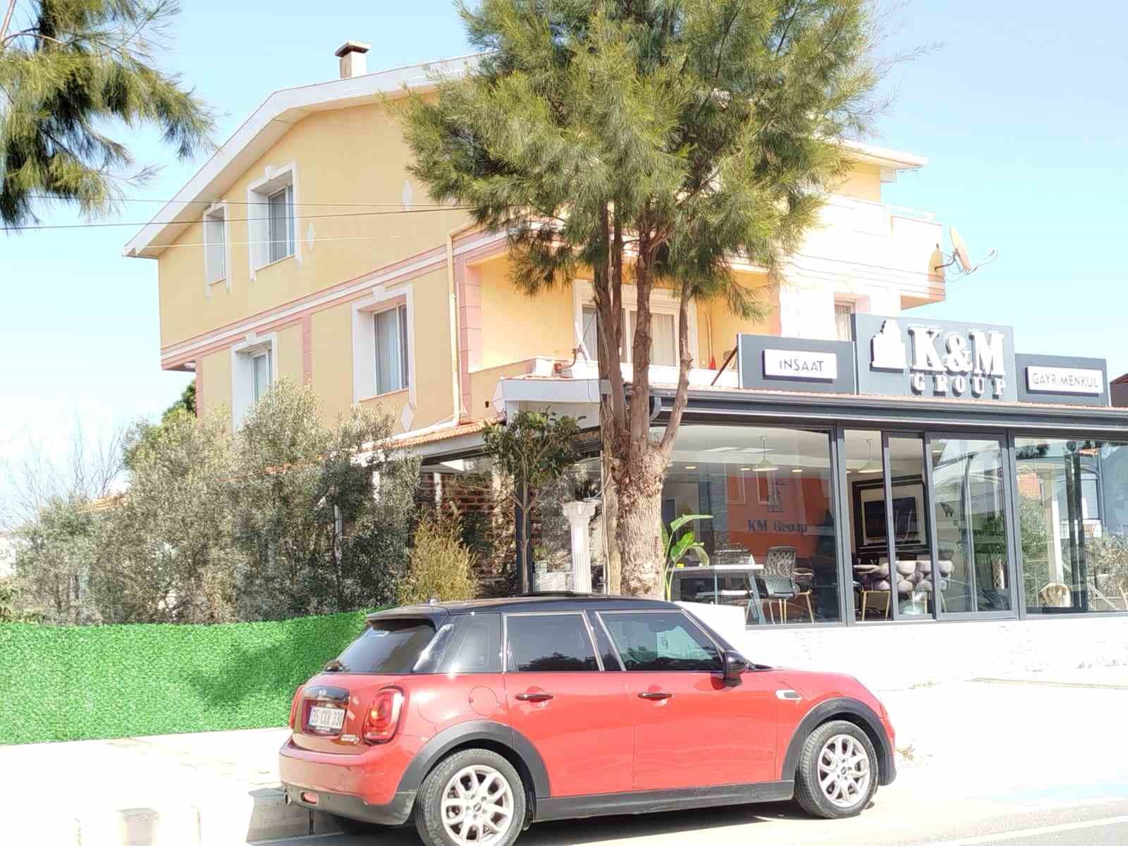 İzmir&rsquo;de tahliye davası cinayetle bitti: Ev sahibi kiracısının oğlunu &ouml;ld&uuml;rd&uuml;
