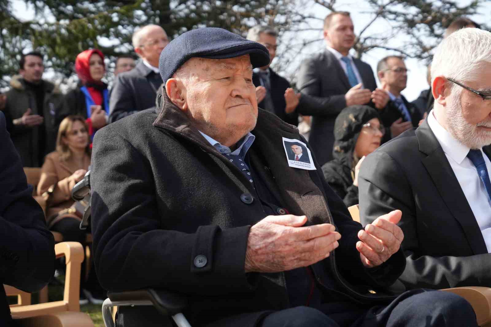 ‘Bolu’nun Babası’ İzzet Baysal vefatının 26’ncı yılında dualarla anıldı