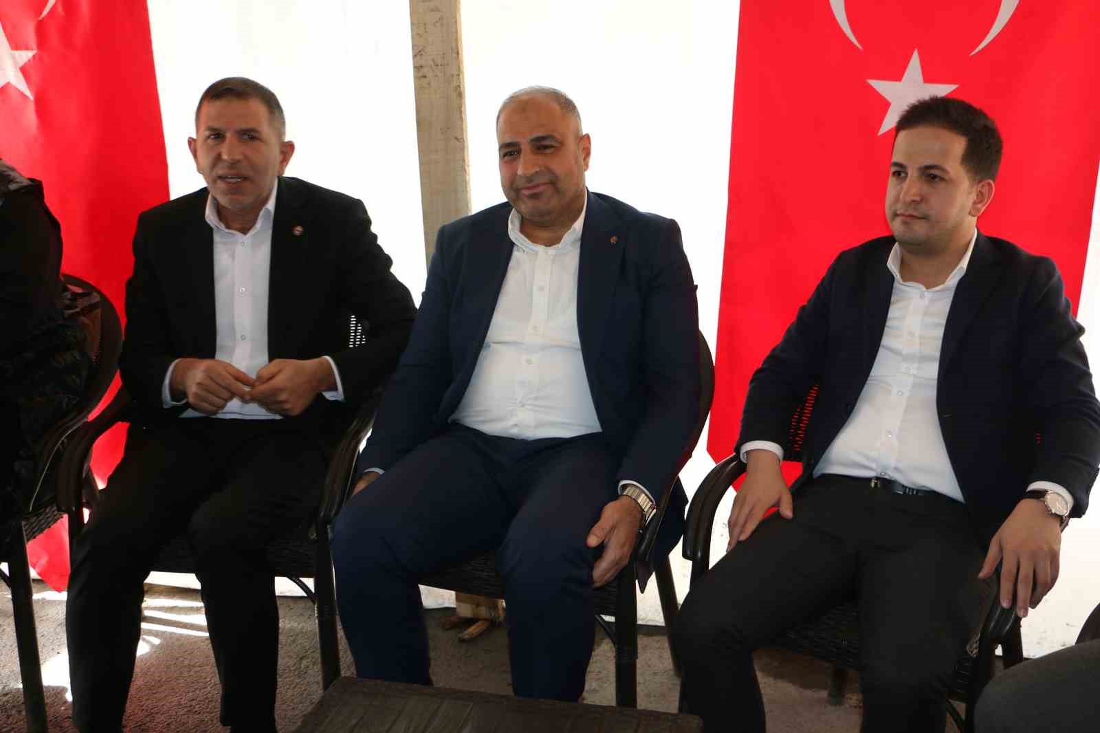 Hizmet-İş Sendikasından işten &ccedil;ıkarılan bin 33 iş&ccedil;i hakkında a&ccedil;ıklama
