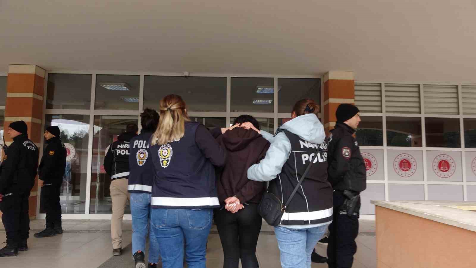 Midede uyuşturucu sevkiyatı Kastamonu&rsquo;da son buldu
