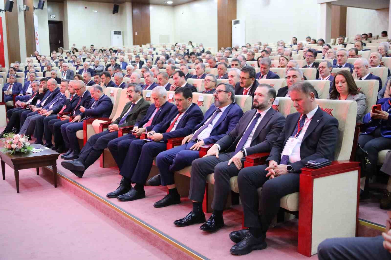 Y&Ouml;K Başkanı &Ouml;zvar: "M&uuml;fredatların teknoloji d&ouml;n&uuml;ş&uuml;m&uuml;ne uyumunu hızlandıracak mekanizmaları kurmayı hedefliyoruz"
