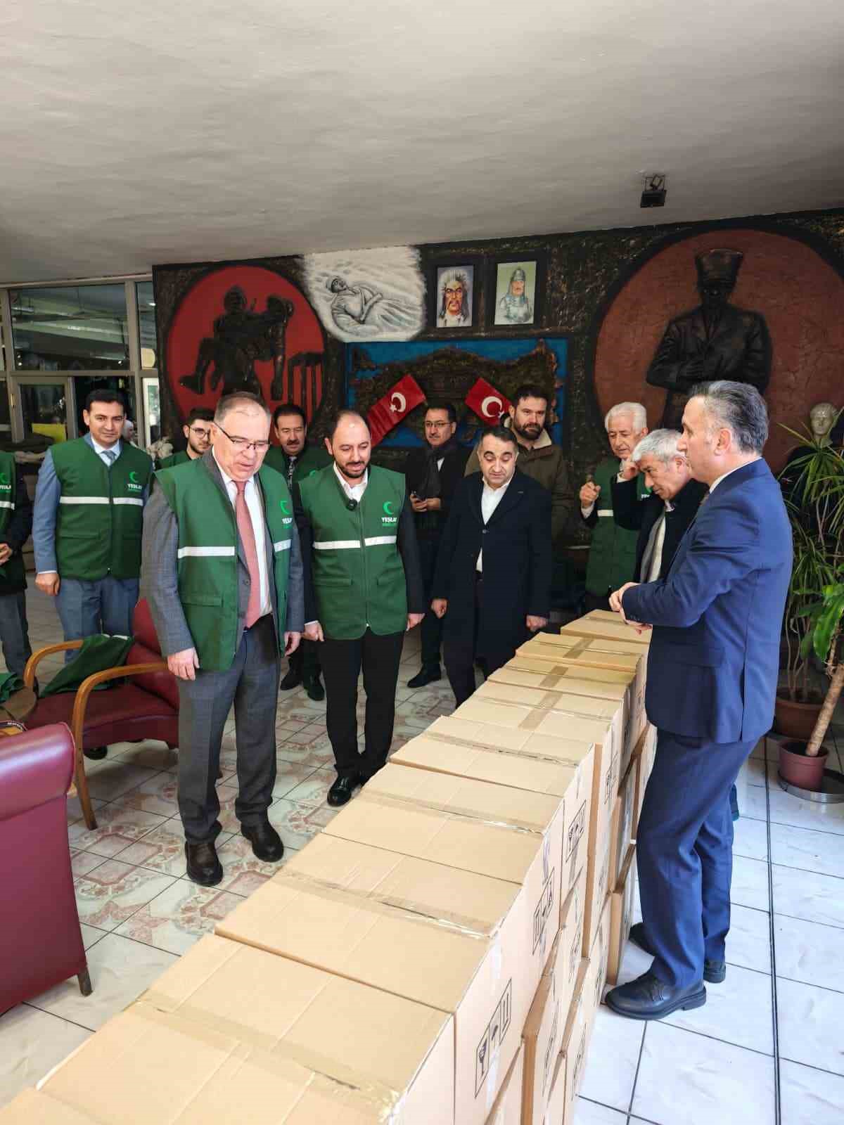 Kayseri’de binlerce öğrenci "İlk Ders Yeşilay" ile bilinçlendi