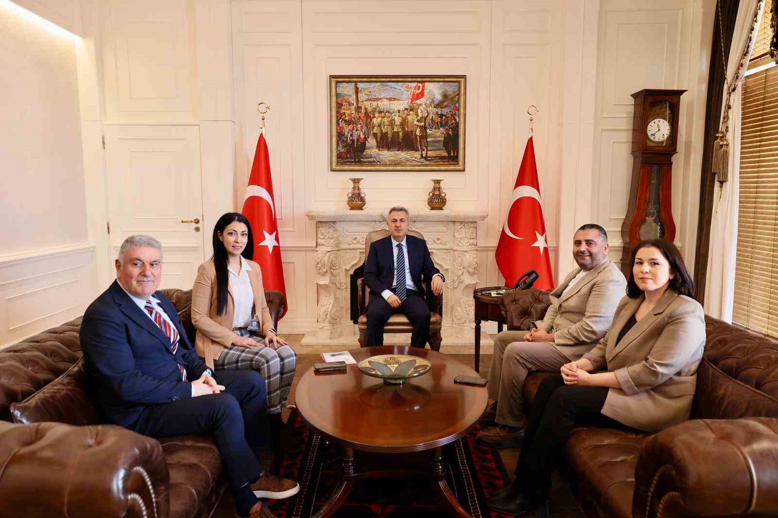 Radikal Eğitim’den Vali Süleyman Elban’a ziyaret