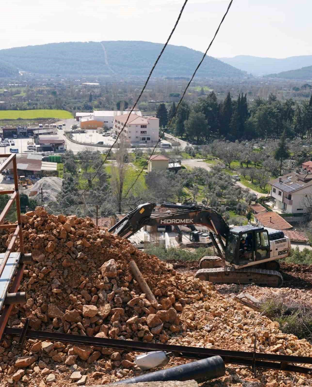Ula&rsquo;nın i&ccedil;me suyu hatları yenileniyor

