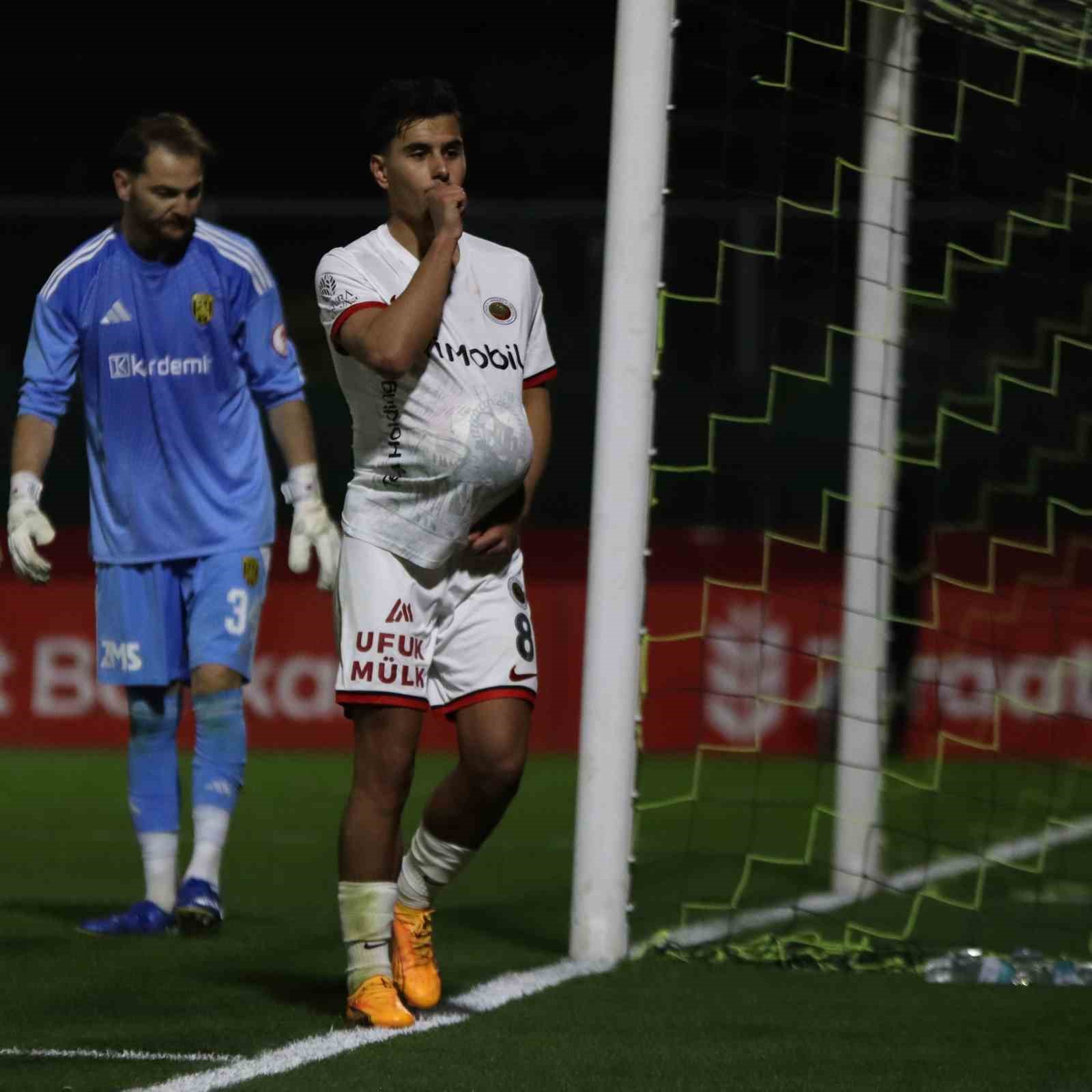 Ziraat T&uuml;rkiye Kupası: Aliağa FK: 1 - Gen&ccedil;lerbirliği: 3 (Ma&ccedil; sonucu)
