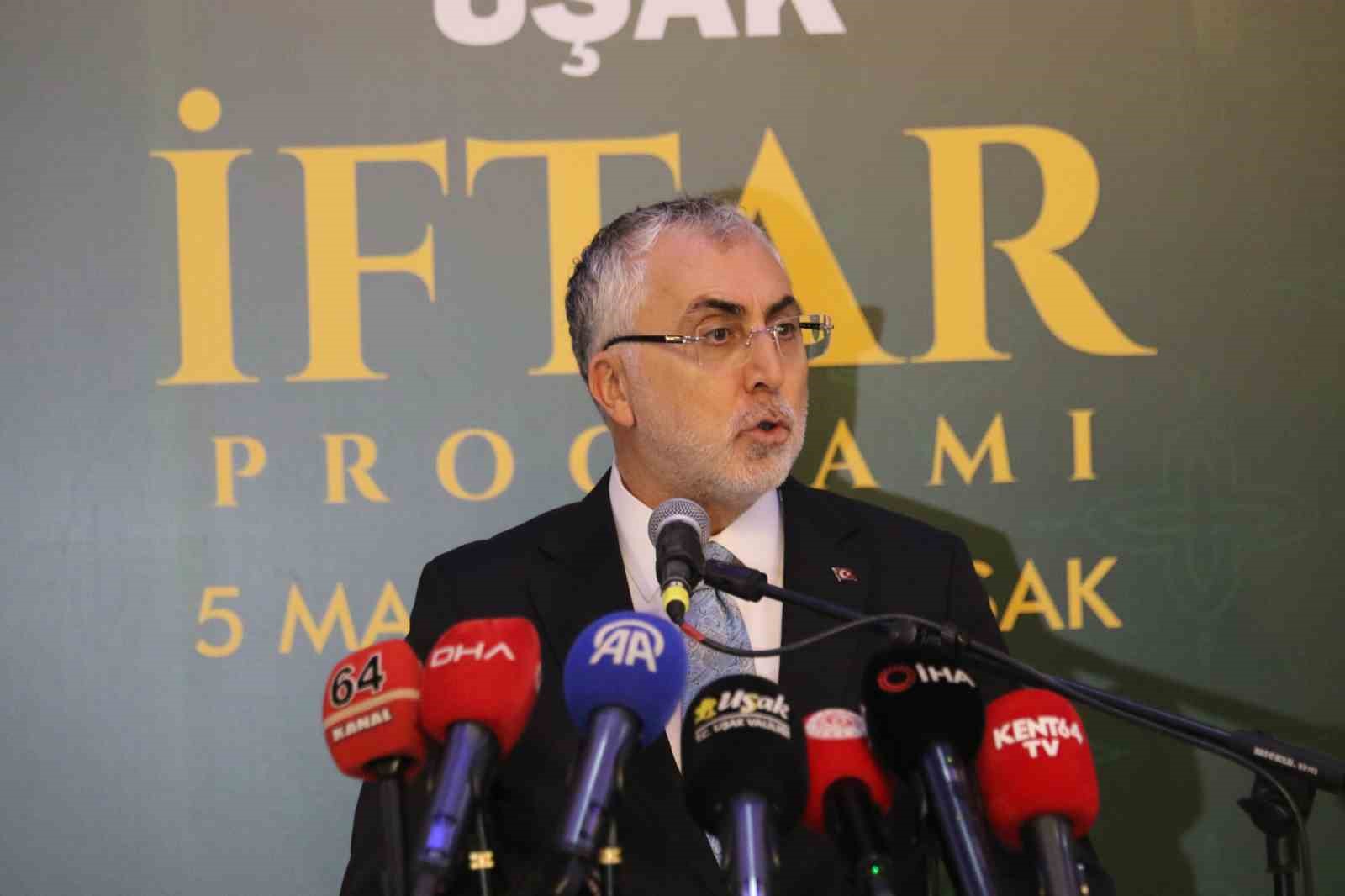 Bakan Işıkhan: "T&uuml;rkiye olarak, sulhun ve sağ duyunun hakim olduğu bir diplomasi ortamının tesisi i&ccedil;in &ccedil;alışmaya devam edeceğiz"
