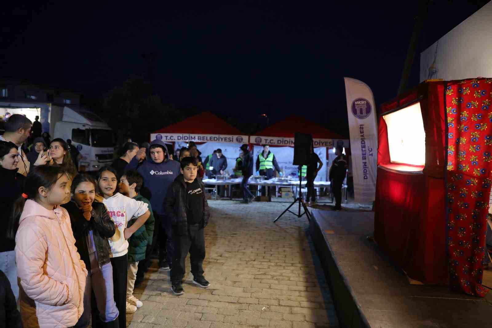 Akk&ouml;yl&uuml;ler, Didim Belediyesi&rsquo;nin iftar sofrasında buluştu
