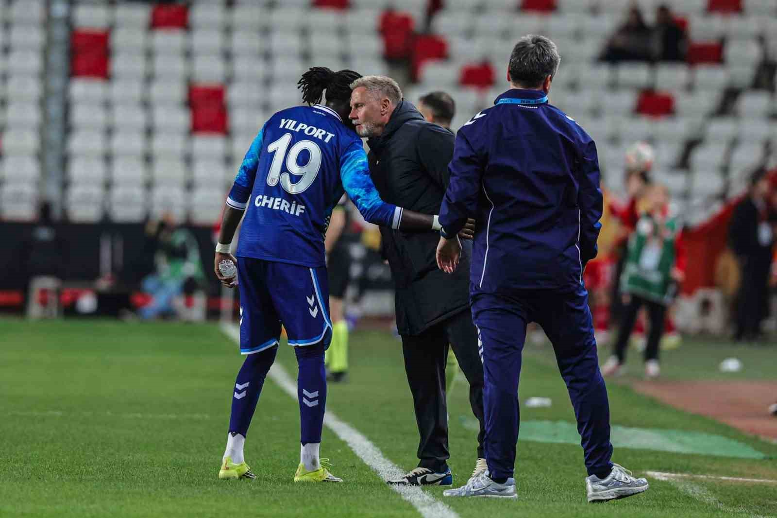 Samsunspor, son 5 ma&ccedil;ta kalesini gole kapattı
