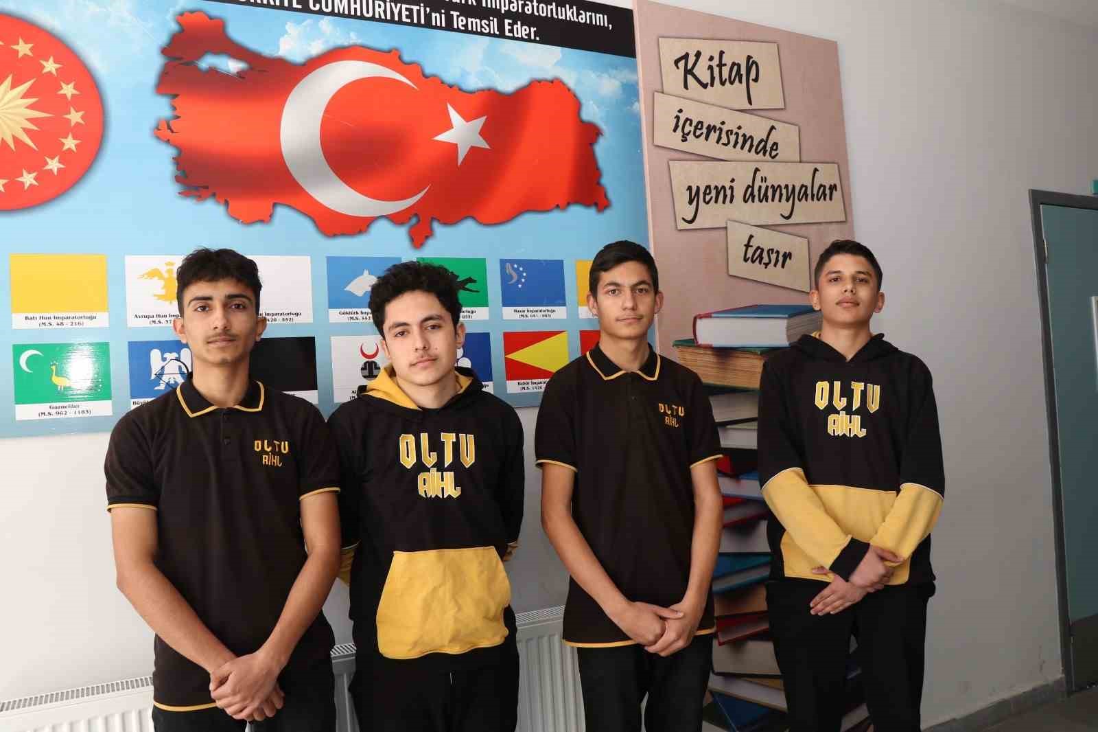 &Ouml;ğrencilerden &ouml;ğretmenlerine anlamlı destek
