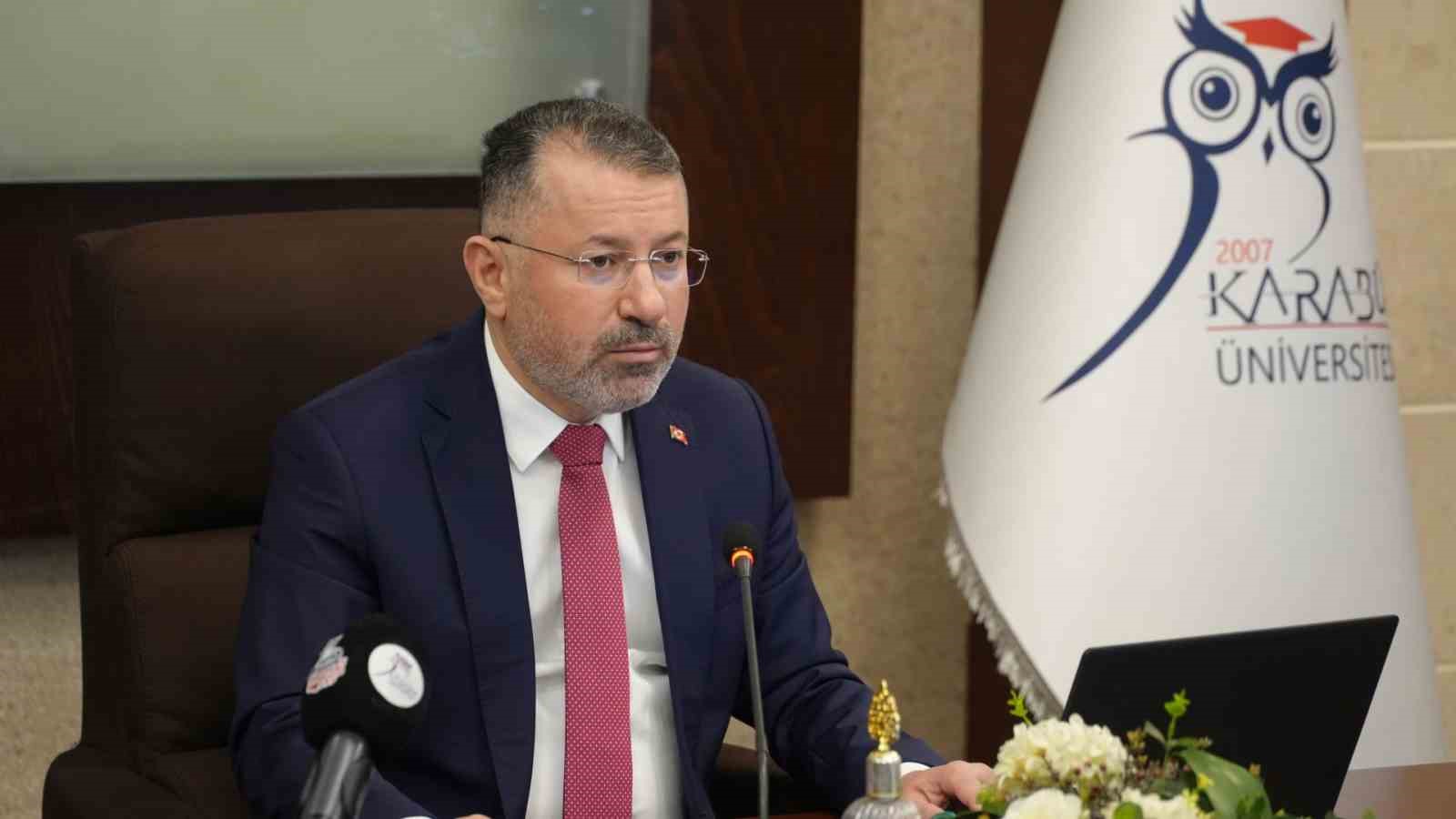 KB&Uuml; senatosunda T&uuml;rkiye ve uluslararası sıralamalardaki y&uuml;kseliş değerlendirildi
