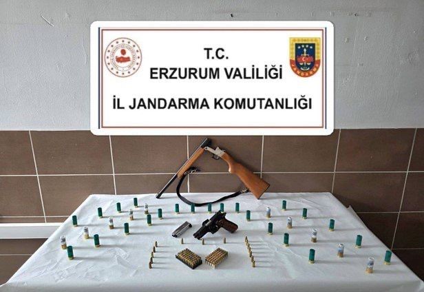 Jandarmadan zehir tacirlerine ge&ccedil;it yok
