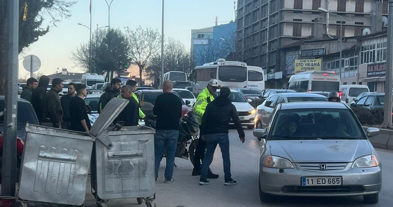Hem yayaların hem de s&uuml;r&uuml;c&uuml;lerin tepkisine neden olan uygulama
