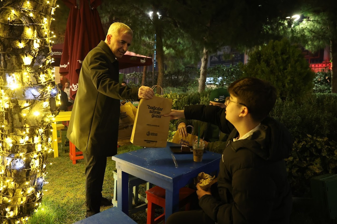 Bağcılar&rsquo;da "Ramazan&rsquo;ın On Beşi" coşkusu
