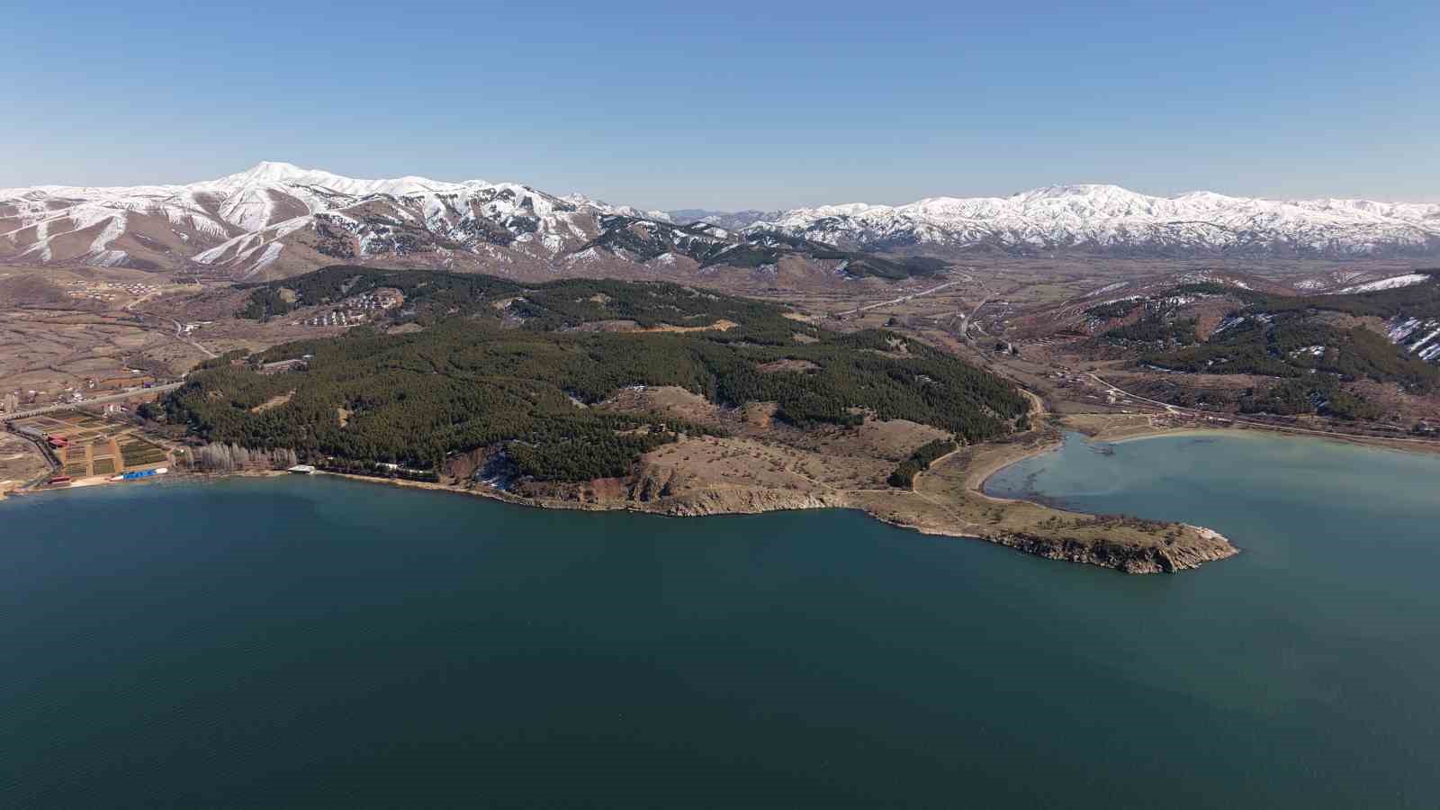 Başkan Bozcan: "Davos&rsquo;a gitmeye gerek yok Hazar G&ouml;l&uuml;&rsquo;ne gidelim"
