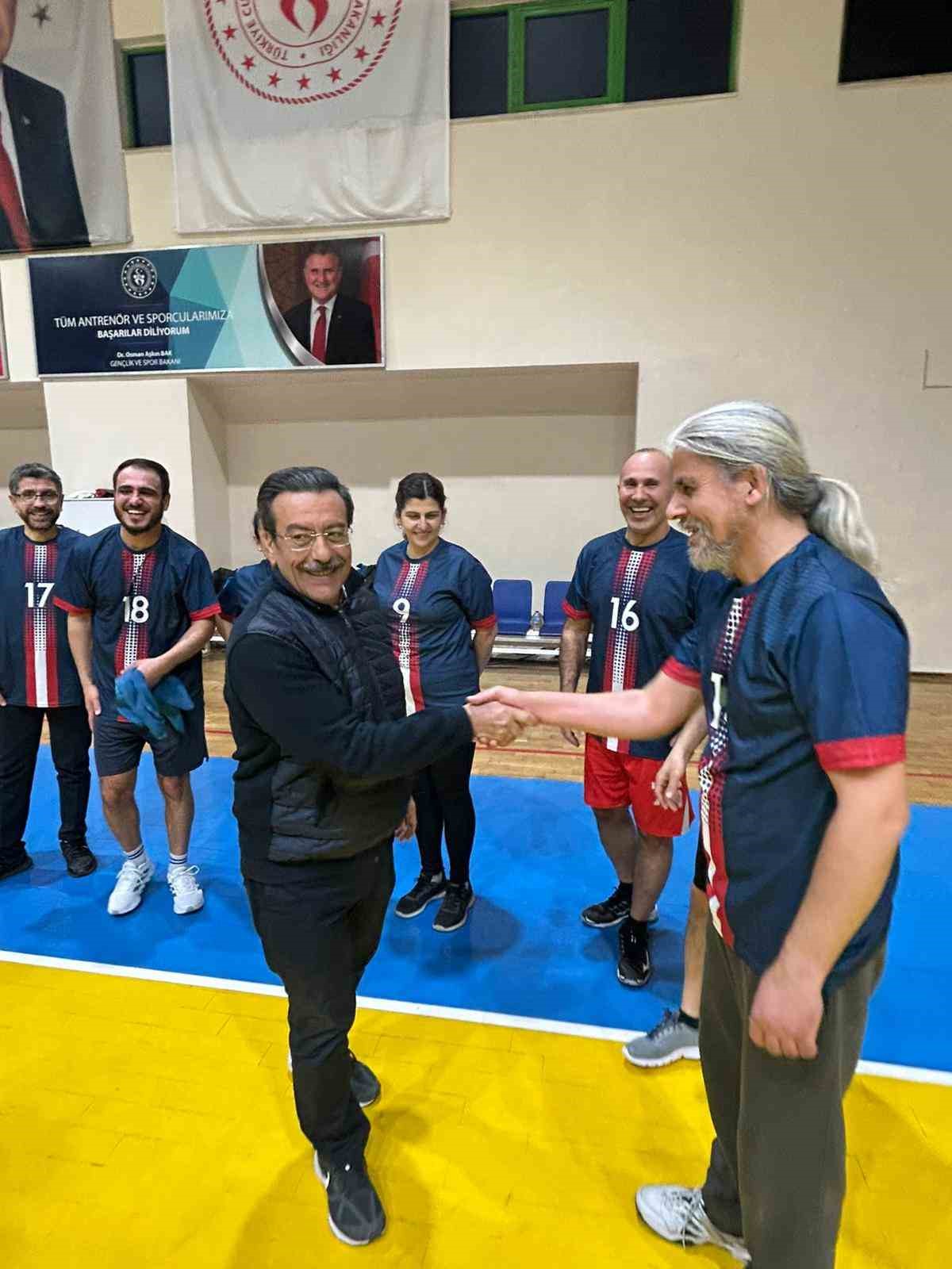 Burhaniye&rsquo;de Ramazan coşkusuna spor heyecanıda eşlik ediyor
