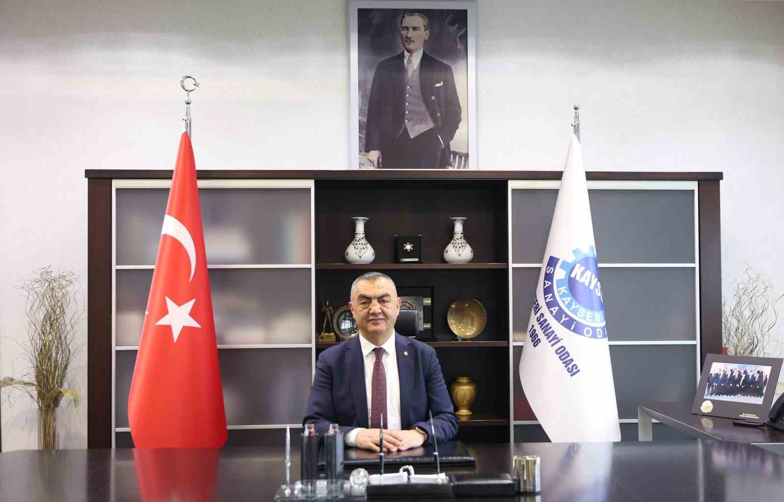 Başkan Büyüksimitci: "Ailenin temel direği gelecek nesillerimizin mimarı olan kadınlarımızdır"