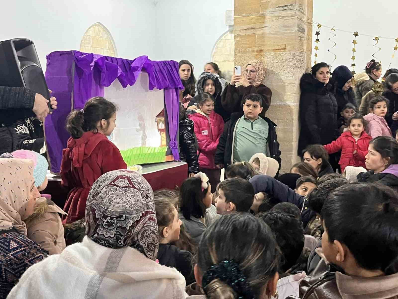 &Ccedil;ocuklar Ramazan şenliğinde eğlendi
