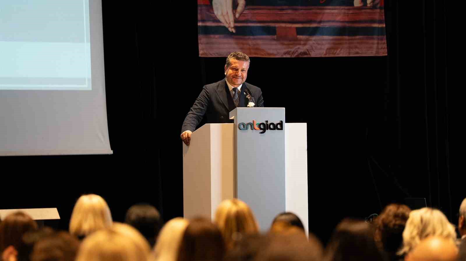 ANTGİAD Başkanı Yavaş: "Kadınlar olmasaydı d&uuml;nya yarım kalırdı"
